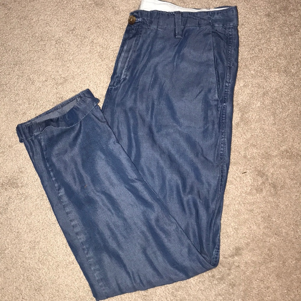 Gap girlfriend chino